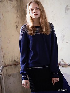 SPACE CABLE FRIL BLOUSE