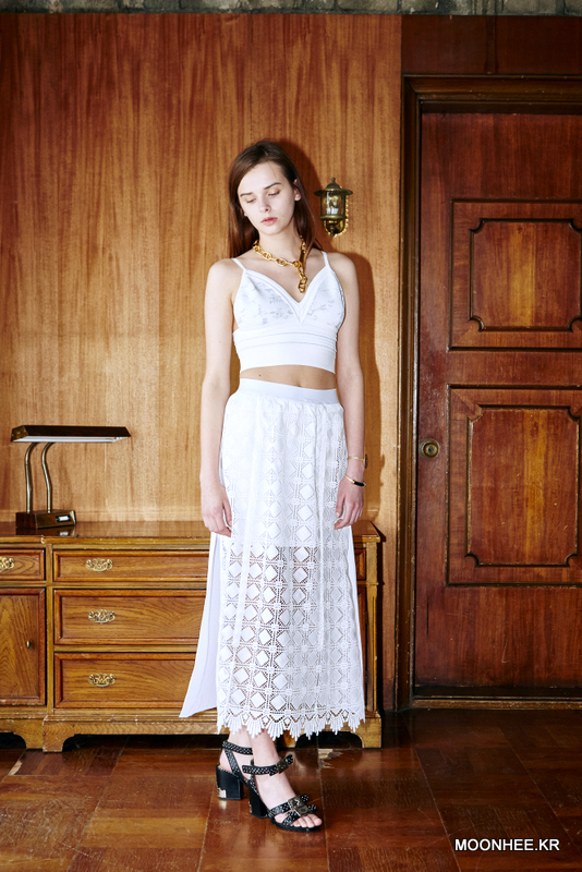 BANDING LACE LONG SKIRT