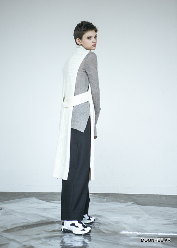 Side Slit Cable Long Vest [IVORY]