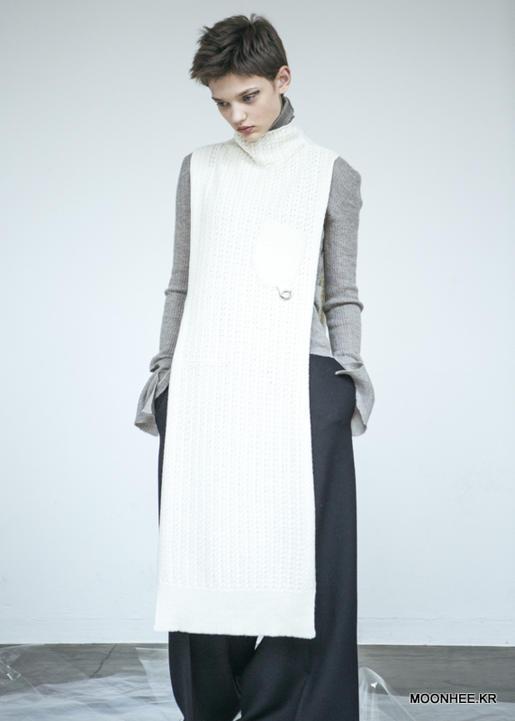 Side Slit Cable Long Vest [IVORY]