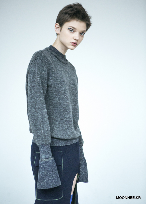 Bell Cuffs Sweater[GREY]