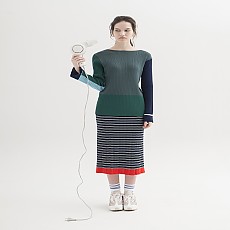 Color-Block Ribbed Pullover