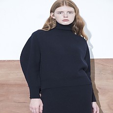 M8FT08A	SHAPED SLEEVE pullover